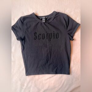 Forever 21 Scorpio Cropped Tee